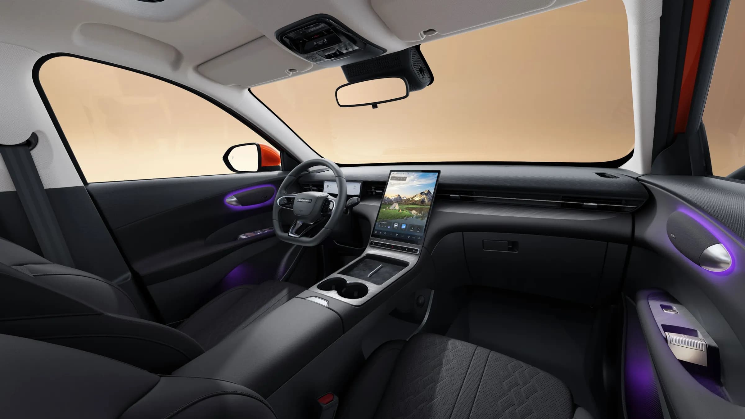Lepas L6 interior — Dual-tone interior (2)