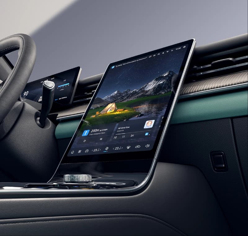 Lepas L8 interior — Comfort-focused cabin (2)